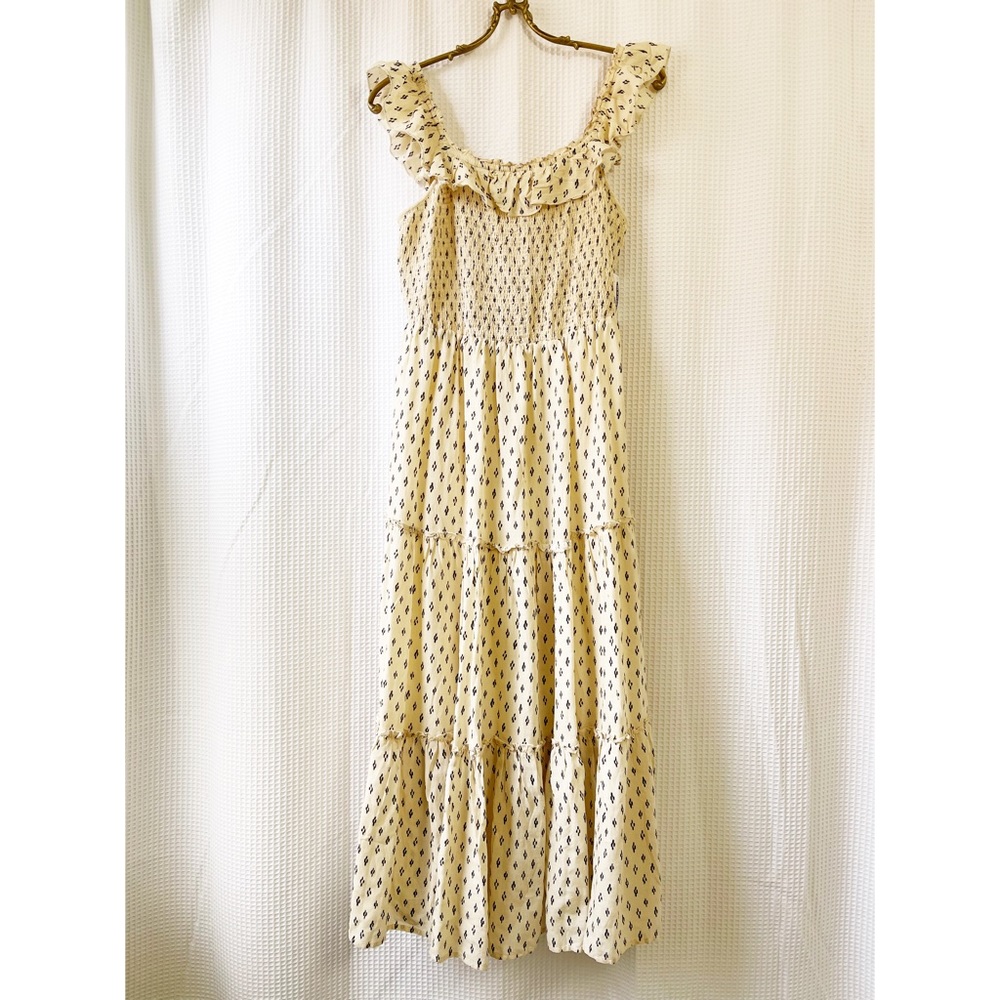 Old Navy smocked flowy maxi dress